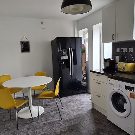 Cosy 3-Bedroom House In Aspley Nottingham Ngoại thất bức ảnh